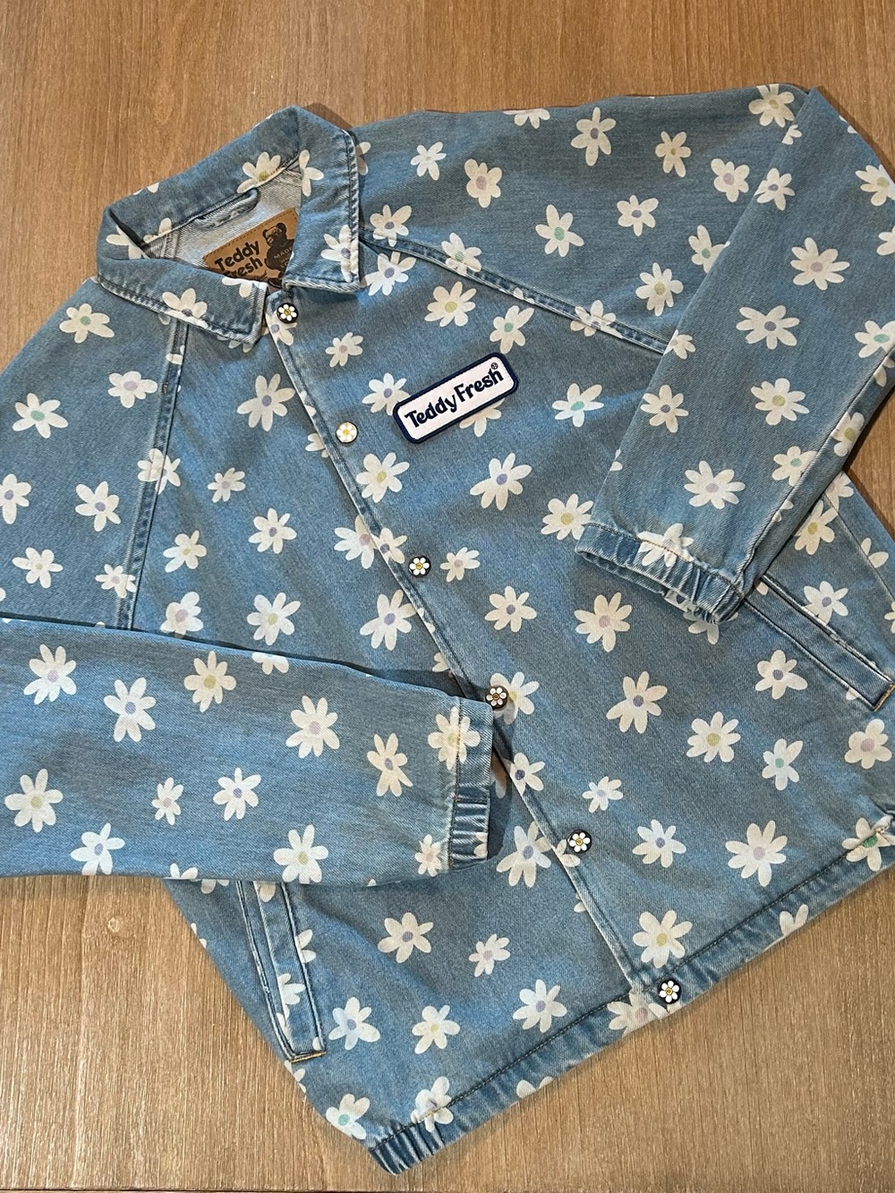 Teddy Fresh Daisy Print Denim Jacket Light Wash Blue Flower Graphic Size XS